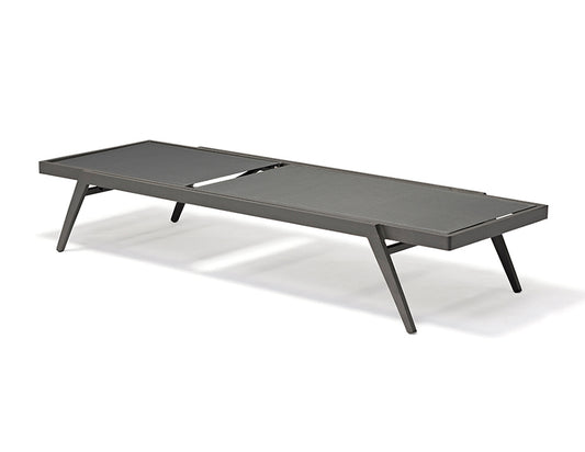 Couture Jardin DIVA Chaise Lounge lifestyle