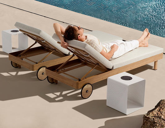 Couture Jardin LOUNGE Chaise Lounge lifestyle