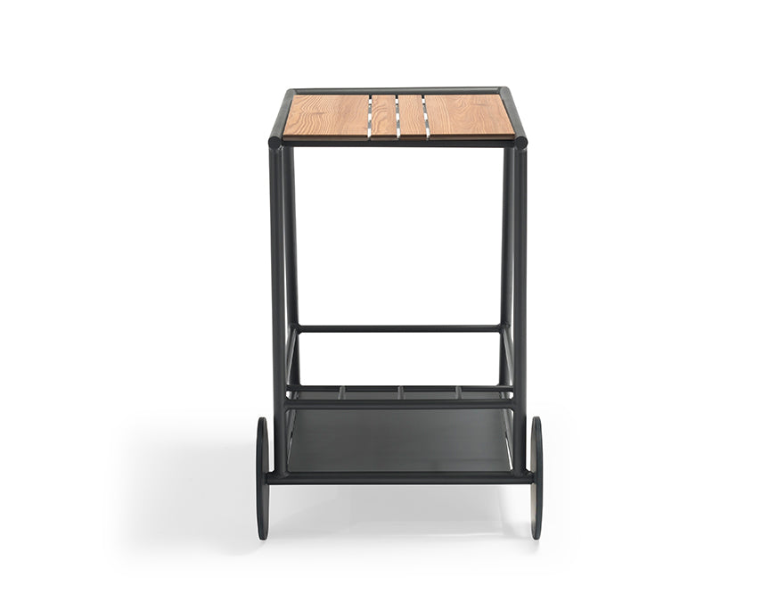 Couture Jardin ZOOM Table lifestyle setting
