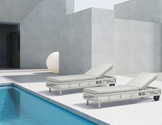 Couture Jardin CLUB Chaise Lounge lifestyle