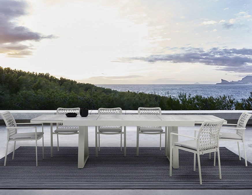 Couture Jardin TOGETHER Extension Dining Table lifestyle