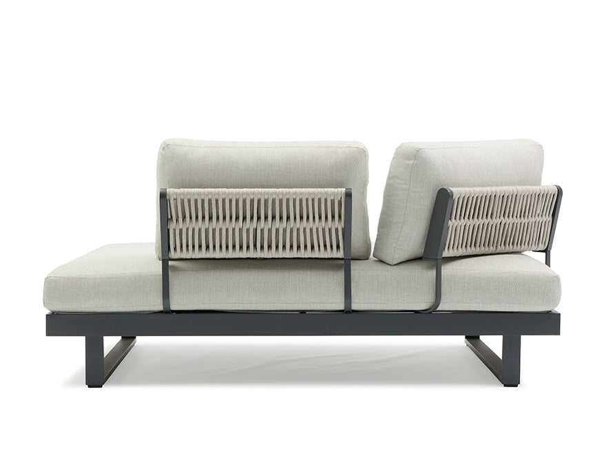 Couture Jardin BREEZE Island With Two Moving Backs lifestyle