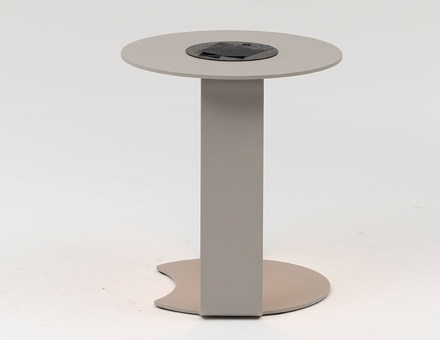 Couture Jardin DUO Small Table Solar Lamp lifestyle