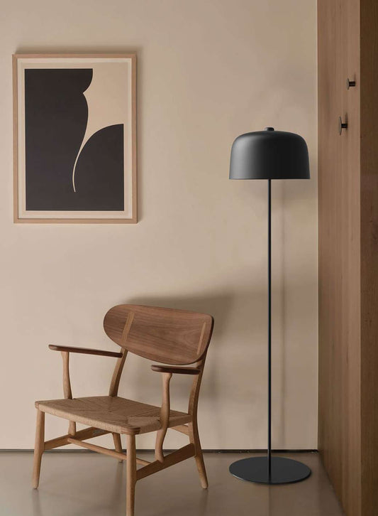 Luceplan Zile floor lamp in black